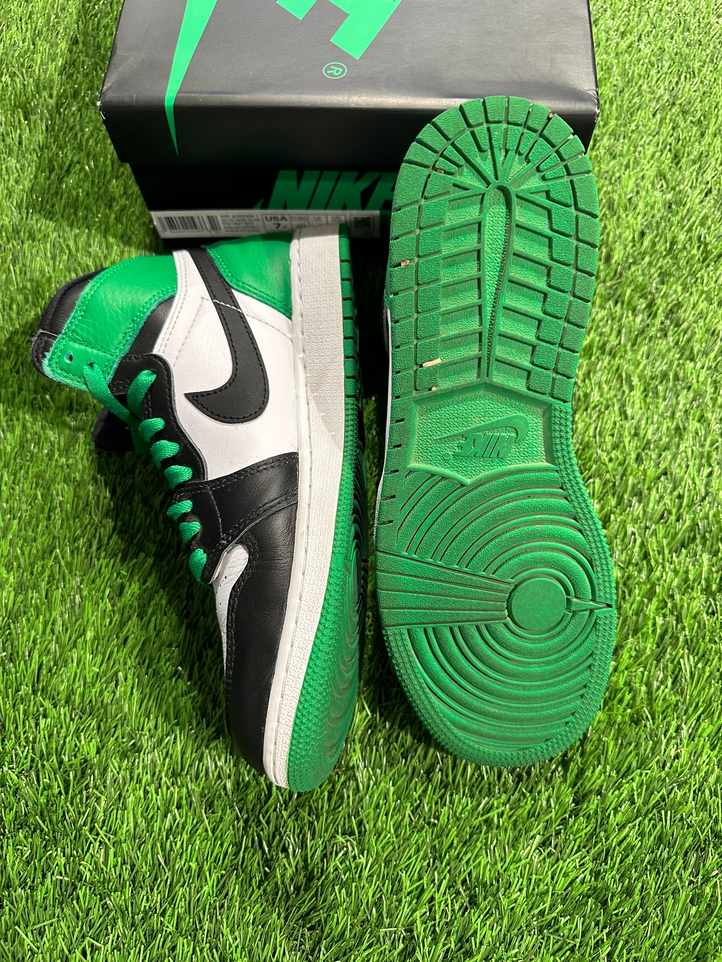 Jordan 1 Retro High OG Lucky Green (GS)