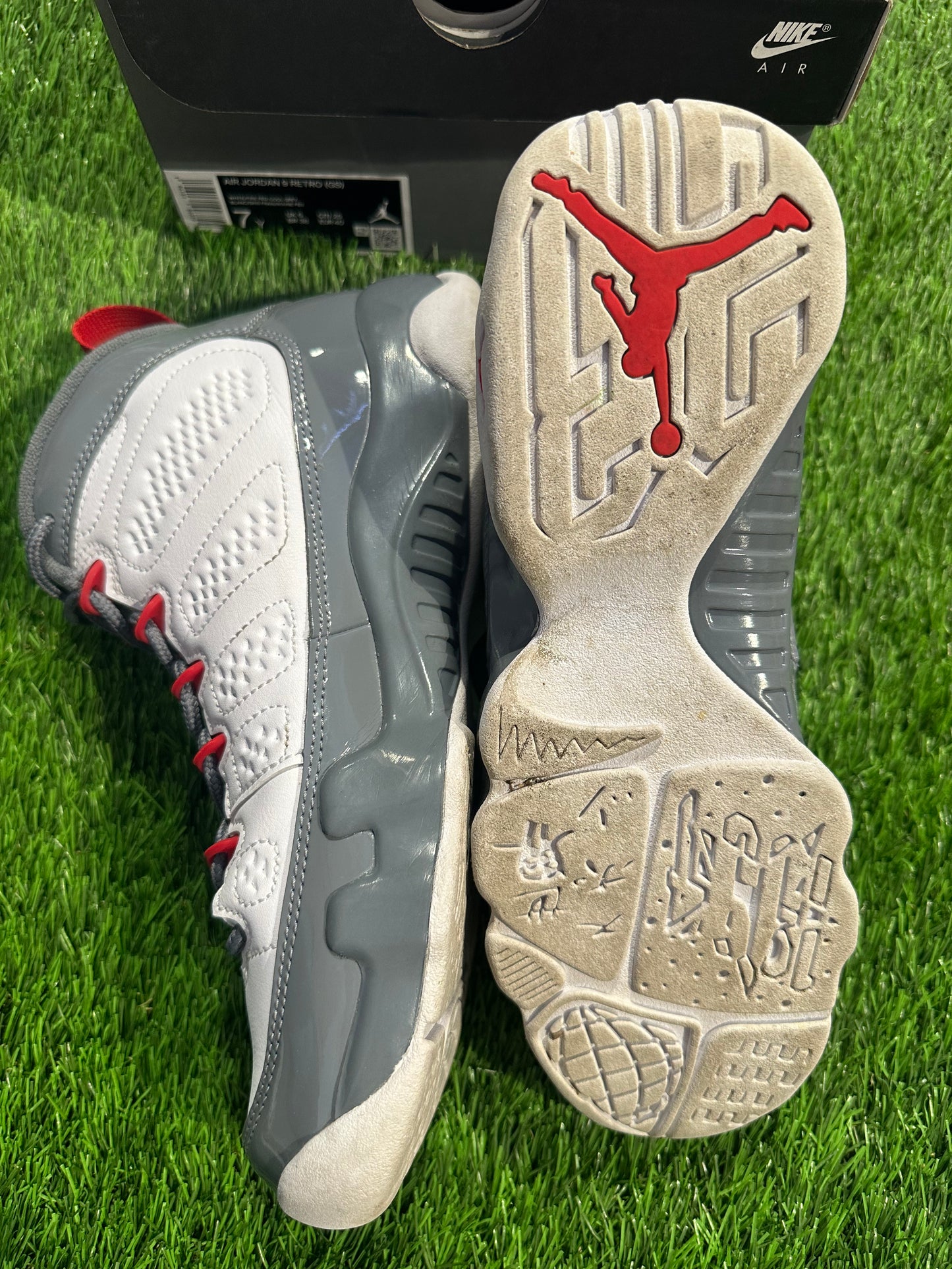 Jordan 9 Retro Fire Red (GS)