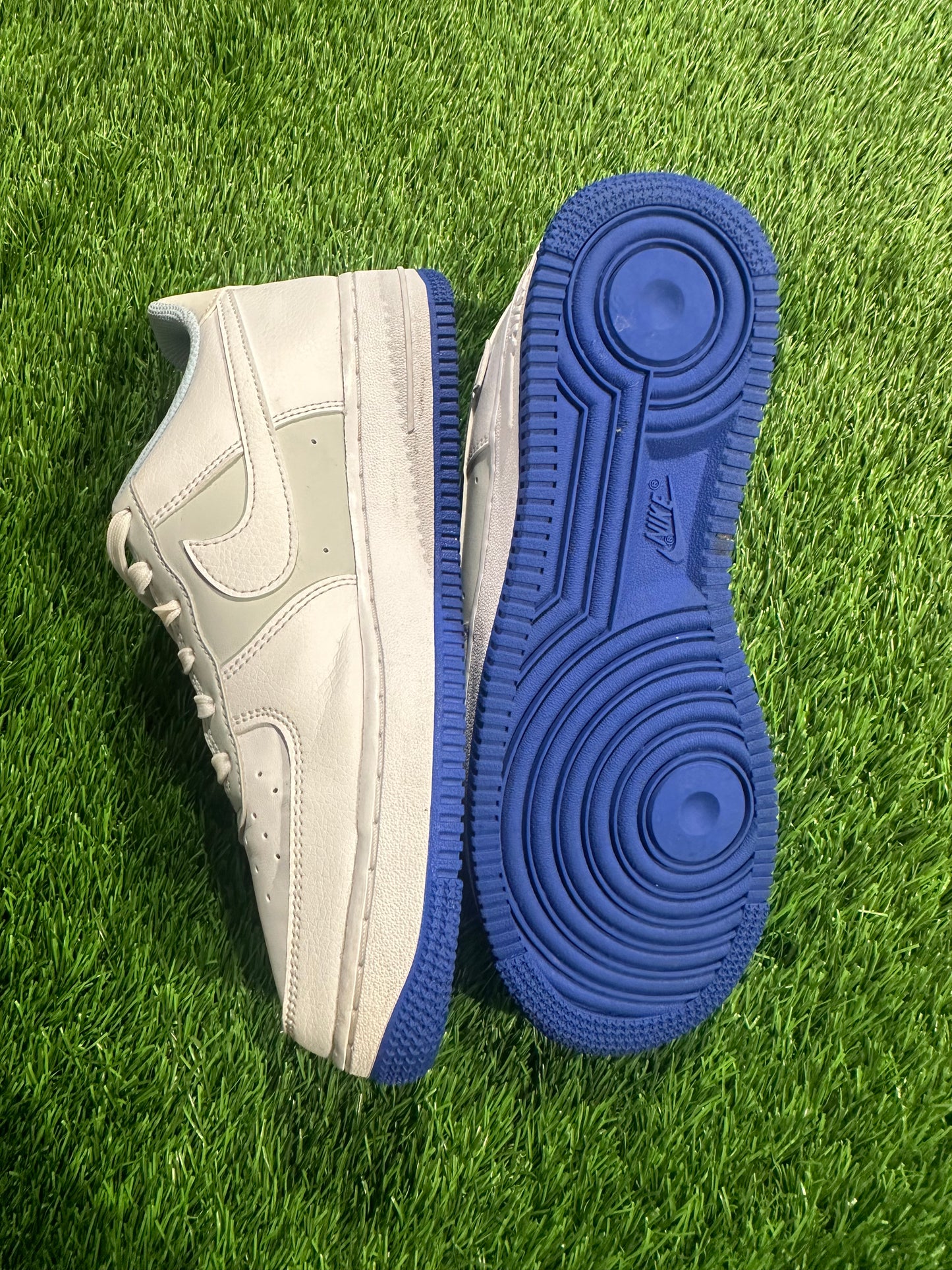 Nike Air Force 1 Low LV8 Photon Dust Blue