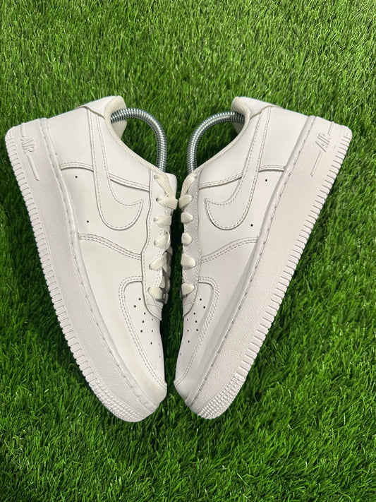 Nike Air Force 1 Low LE Triple White (GS)