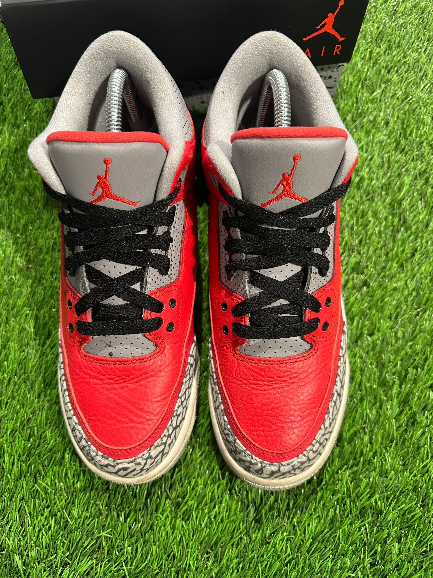 Jordan 3 Retro SE Fire Red (GS)