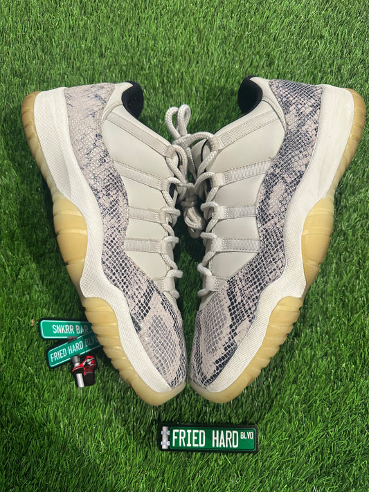 Jordan 11 Retro Low Snake Light Bone