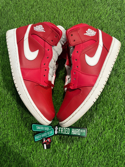 Jordan 1 Retro Mid Gym Red White