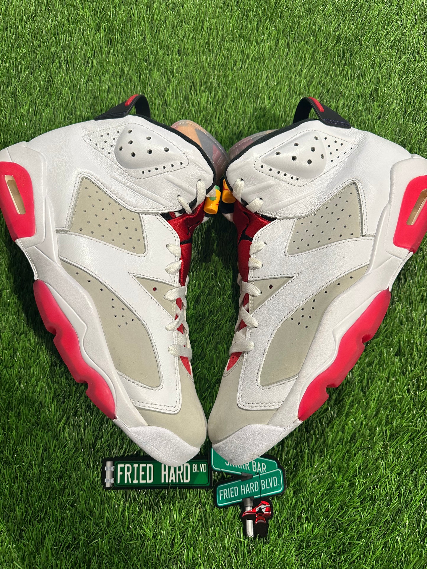 Jordan 6 Retro Hare