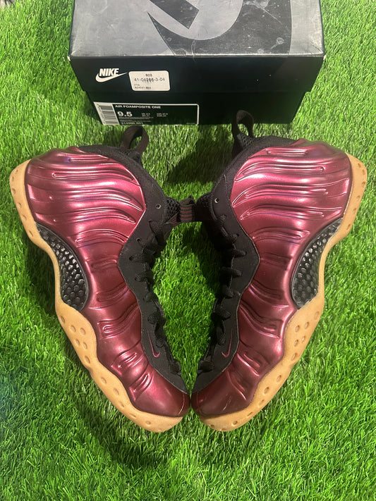 Nike Air Foamposite One Maroon