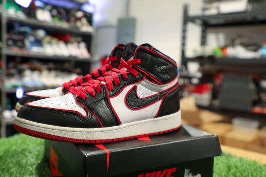 Jordan 1 Retro High Bloodline (GS)