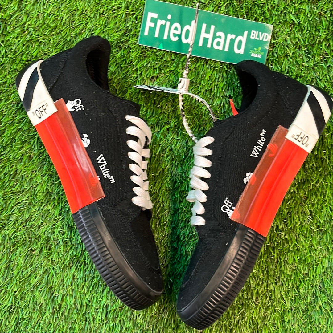 Off-White Vulc Sneaker Low 'Black White'