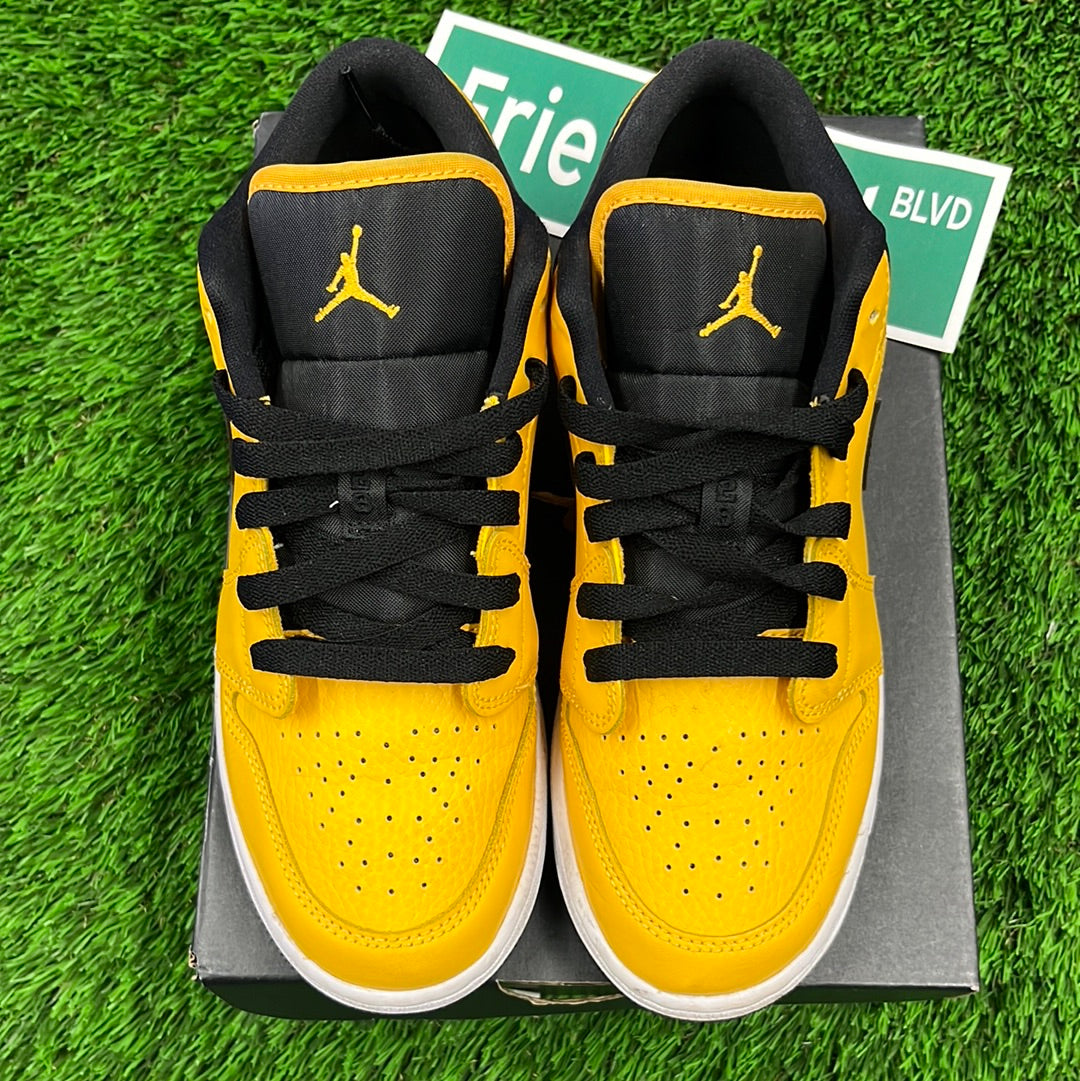 Air Jordan 1 Low GS 'University Gold Black'