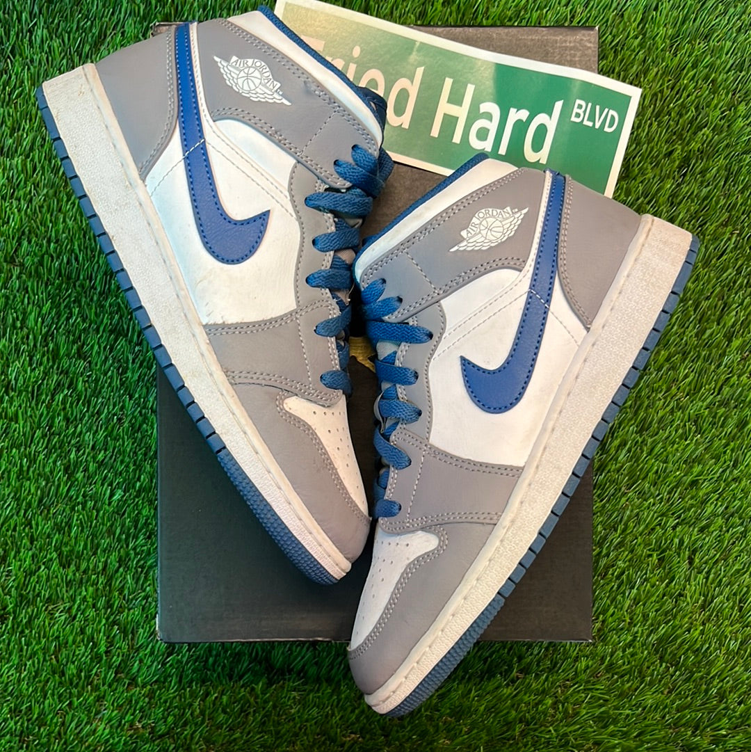 Air Jordan 1 Mid GS 'Cement True Blue'