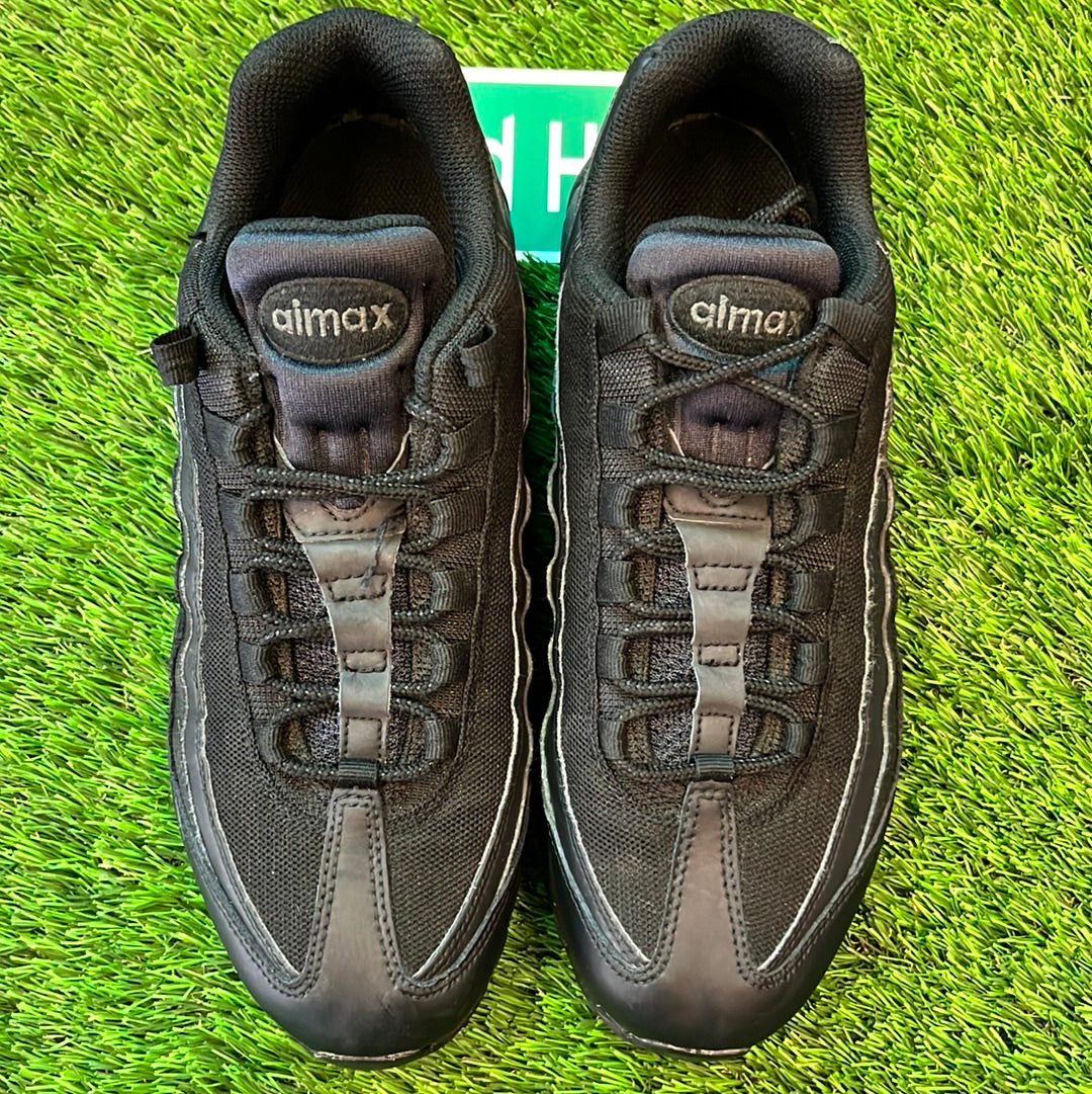 Air Max 95 Essential 'Triple Black'