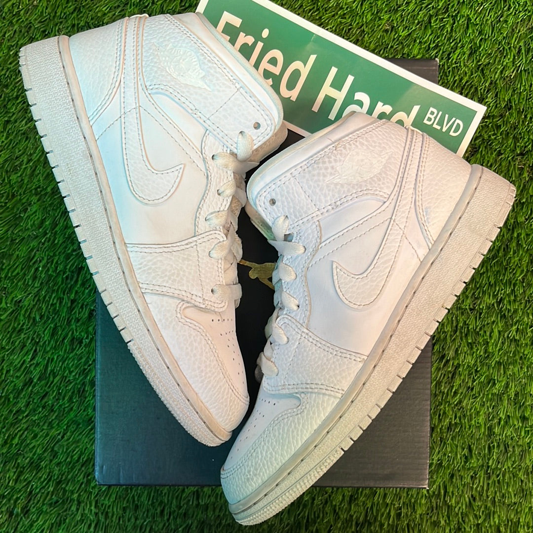 Air Jordan 1 Mid GS 'Triple White'