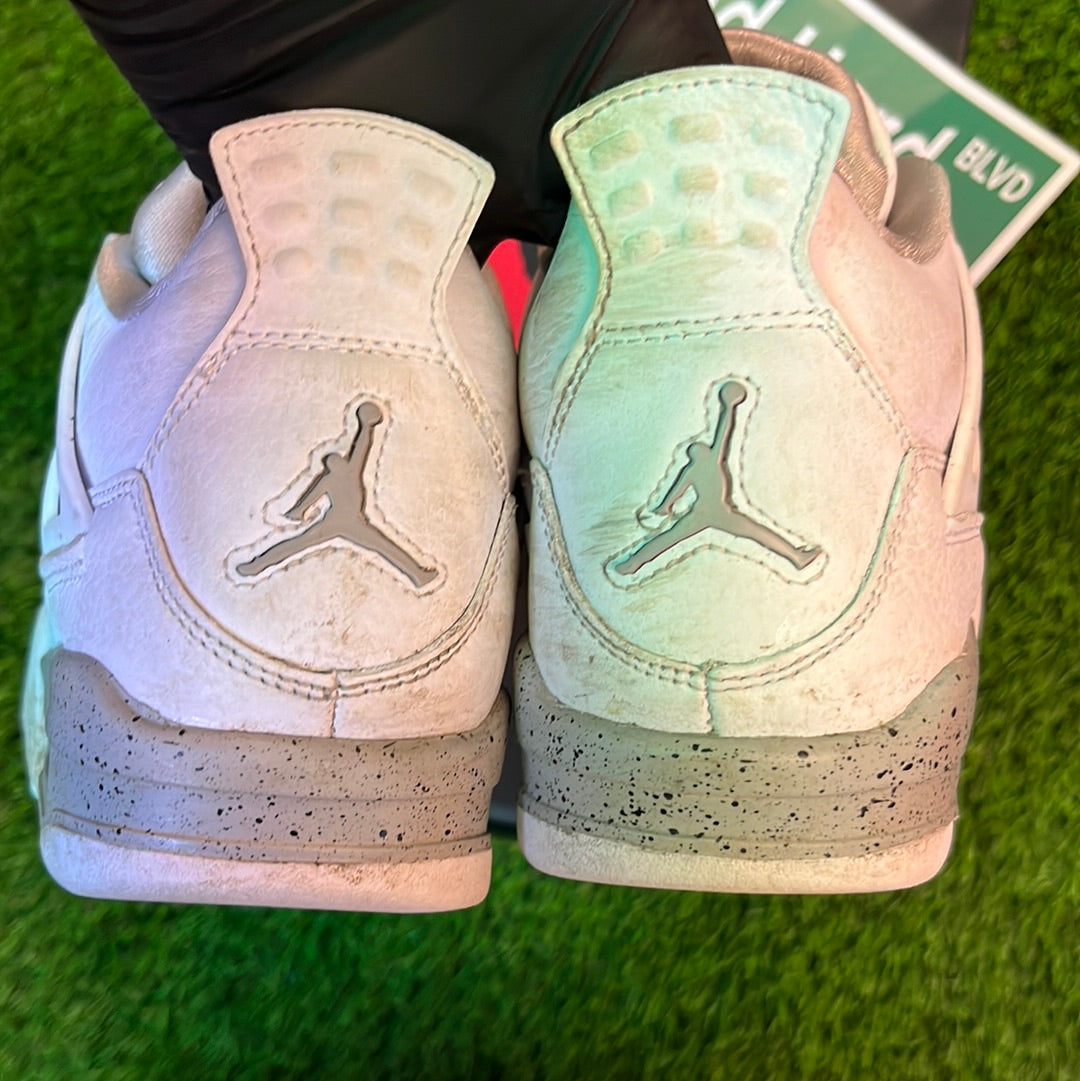 Air Jordan 4 Retro GS 'White Oreo'