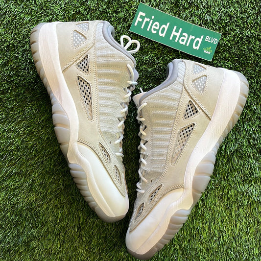 Air Jordan 11 Retro Low IE 'Light Orewood Brown'