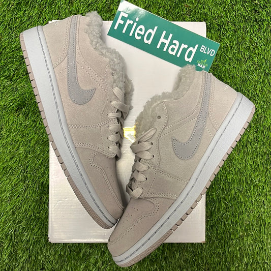 Wmns Air Jordan 1 Low SE 'Sherpa Fleece'